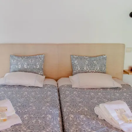 Vila Quinta Do Tapadinho - Wine & Tourism *