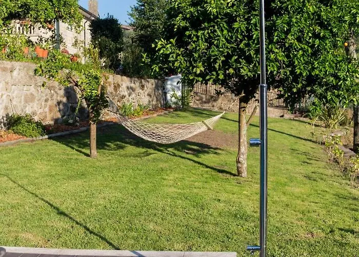 Quinta Do Tapadinho - Wine & Tourism *