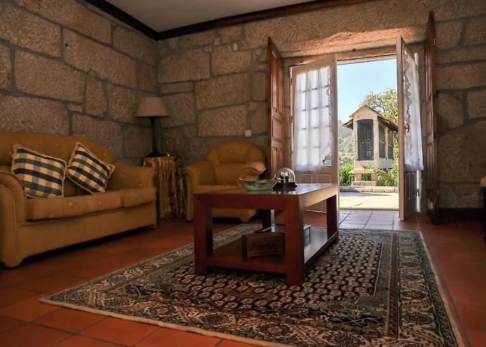 Villa Quinta Do Tapadinho - Wine & Tourism *